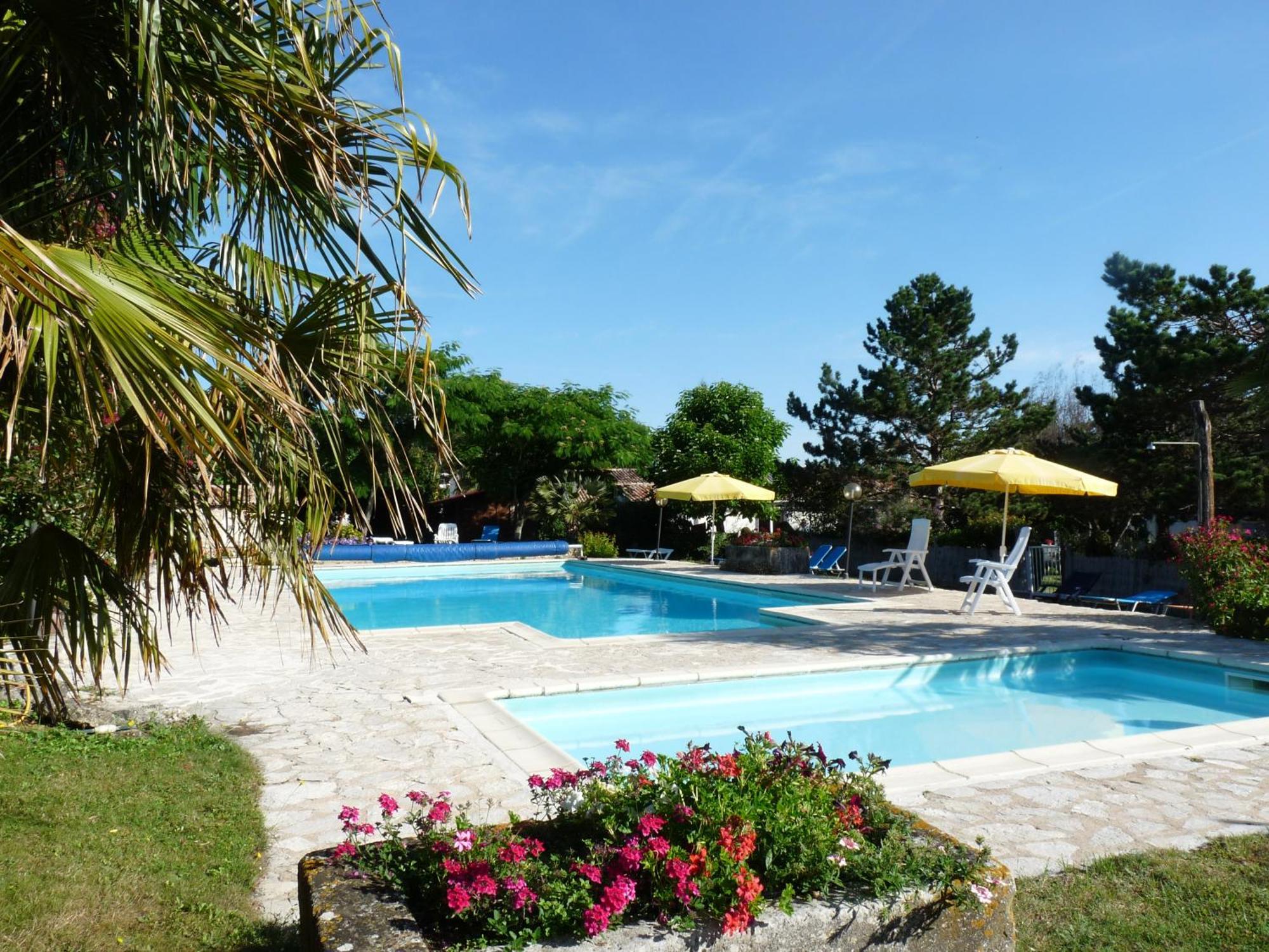 Gites Chez Belliveau Meursac Exterior photo